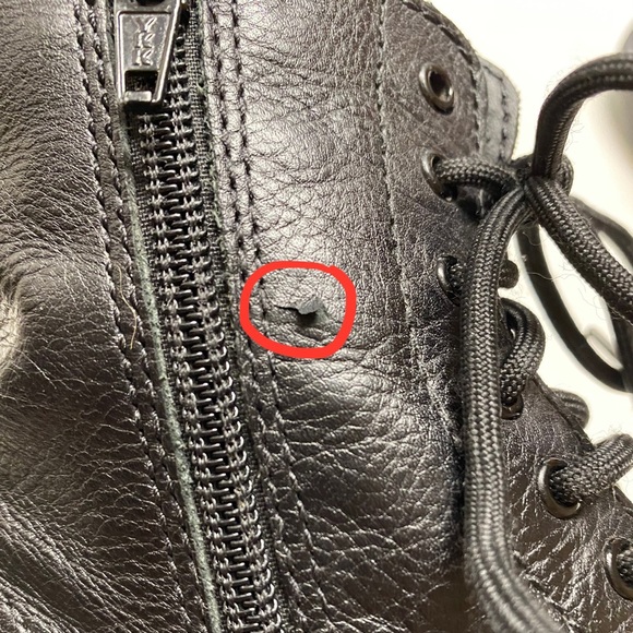 Dr. Martens Junior 1460 Pascal J Leather Boots in Black Size Big Kids 3 VGUC - Picture 16 of 16